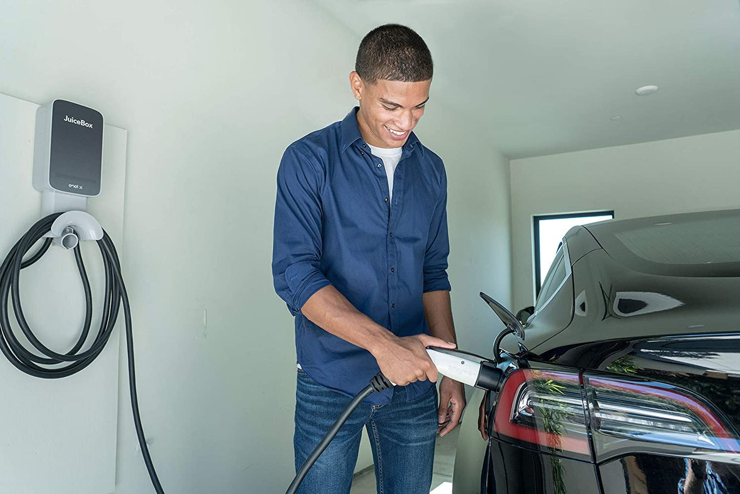 Juicebox 40 Smart Electric Vehicle (EV) Charging Station with Wifi